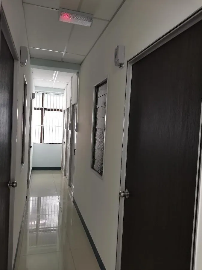 Color Mixed Home Hostel George Town Malaysia