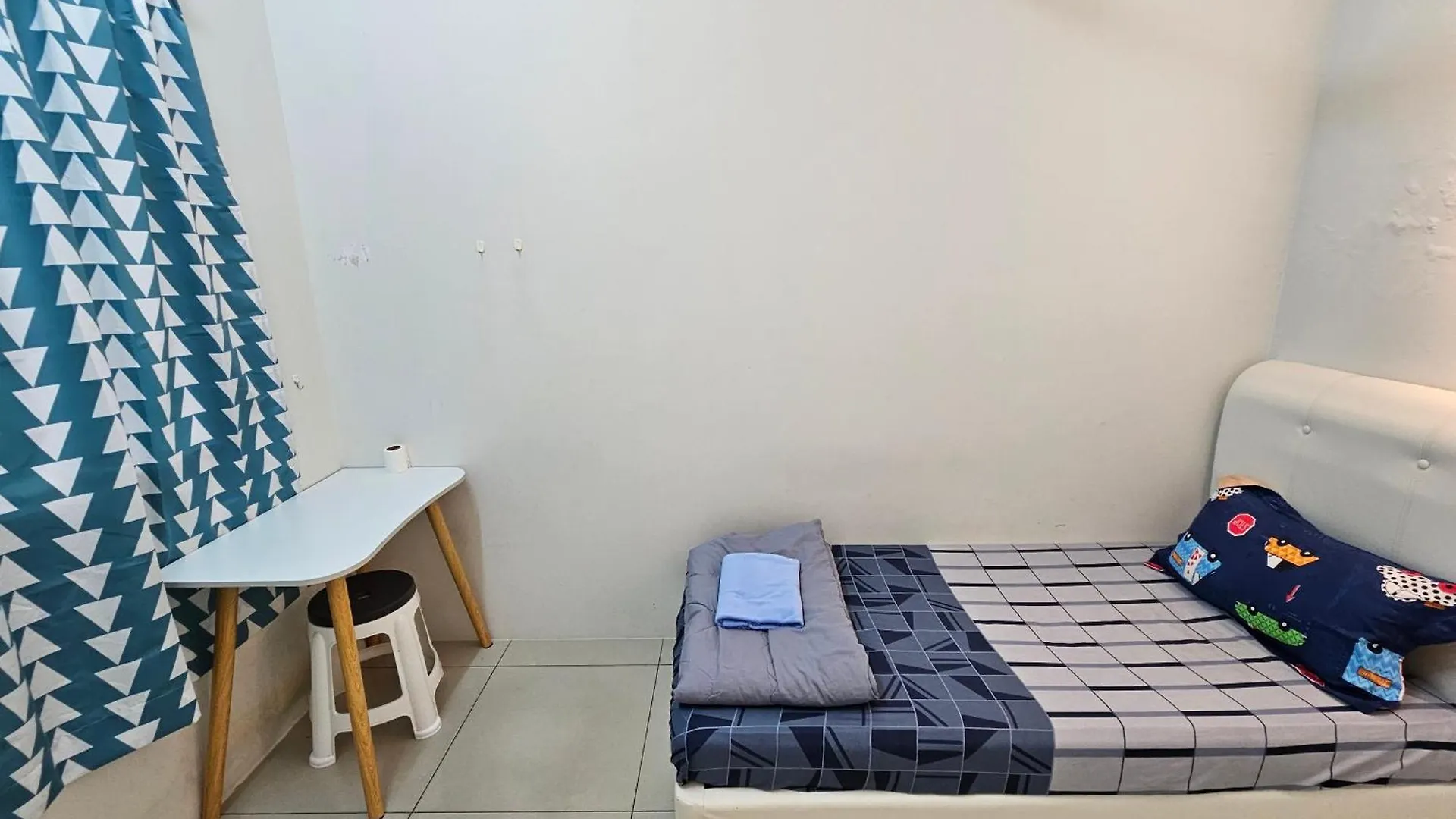 Color Mixed Home Hostel George Town