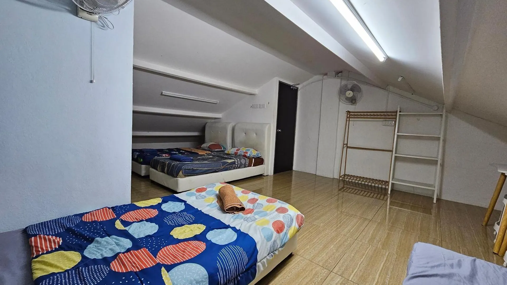 Color Mixed Home Hostel George Town 0*,  Malaysia